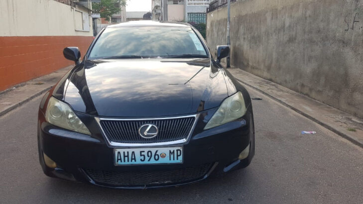 Lexus is250 11