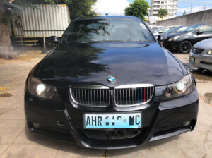 BMW 323 i