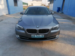 BMW 5-Series recém importado