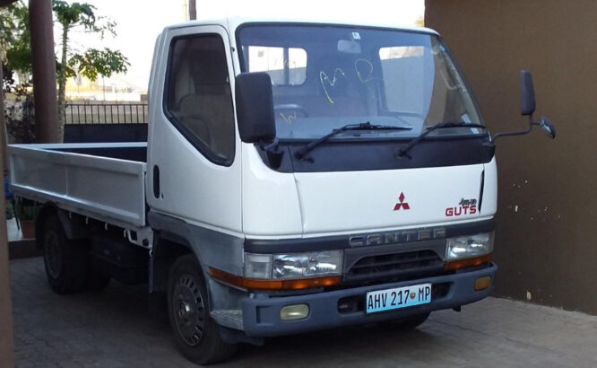 VENDE MITSUBISHI CANTER NOVO