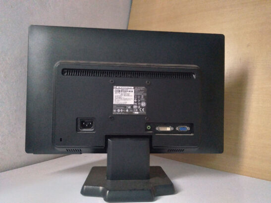 Monitor hp 19″