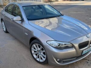 BMW 523i Ano 2011