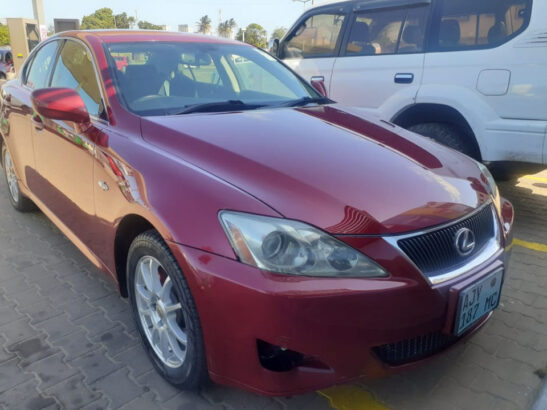 LEXUS IS 250 SPORT 1