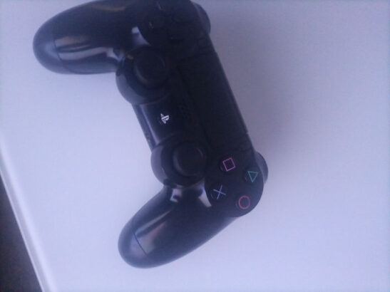 Joystick de playstation 4  na bolada *novo*