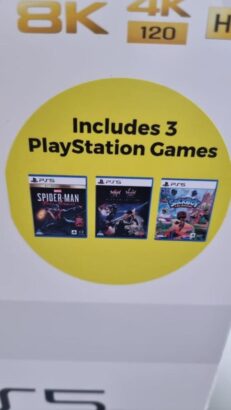 PS5 (PlayStation 5) com 3 jogos inclusos