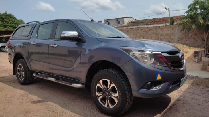 Vendo toyota mazda bt50 i