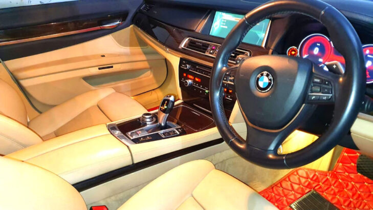 BMW 740i Full House Singapura