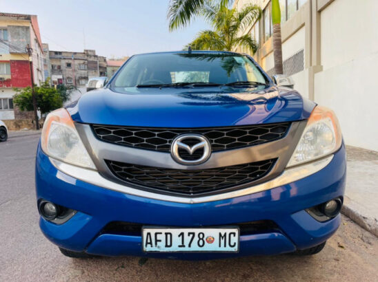 Mazda BT-50  Ano 2013 Motor 3.2  4X4