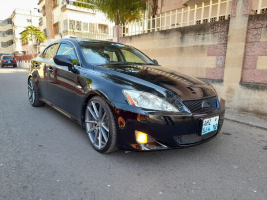 VENDE SE LEXUS LIMPO 16