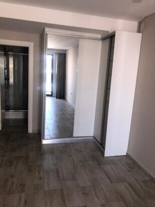 A arrendar: Apartamento T4 Sem Moveis no Edificio Polana Plaza