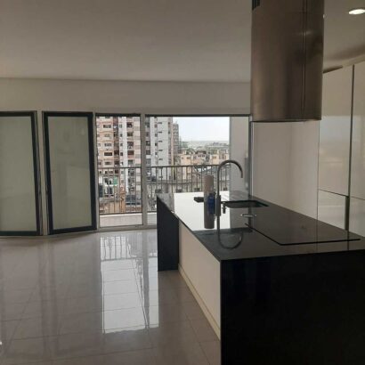 Arrenda-se ou Vende-se Apartamento T3 no Condomínio Sapphire.