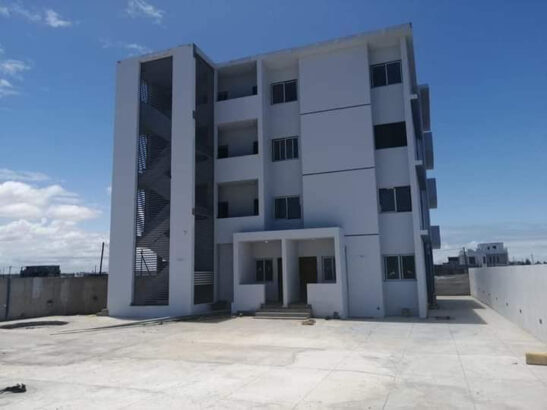 Vende-se excelente apartamento na costa do sol