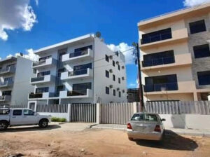 Vende-se Luxuoso Apartamento T3 no Condomínio Lua e Mar (Bairro da Dona Alice)