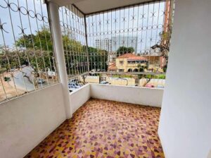 Vendemos: Apartamento T3 na ponta vermelha.