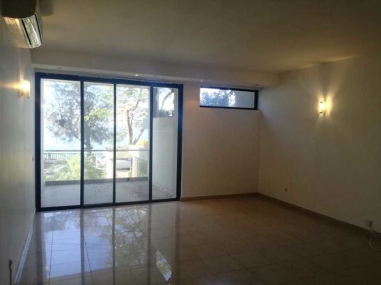 Apartamento T3 no condomínio  Villa Itália