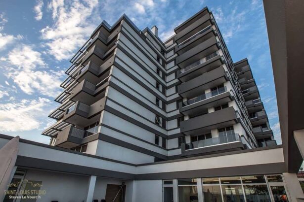 Apartamento de 3 dormitorios en venta en la bahía de Maputo