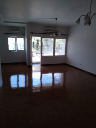 Arrenda-se Excelente Apartamento T3 no Bairro da Coop (Próximo a Entrada da U.E.M)