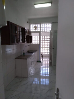 Arrenda-se Excelente Apartamento T3 no Bairro da Coop (Próximo a Entrada da U.E.M)