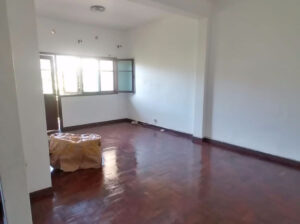 Arrendo flat tipo-3 pronta habitar 2andar no bairro Central