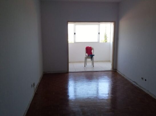 Vende se apartamento t2 no 6andar torres vermelho