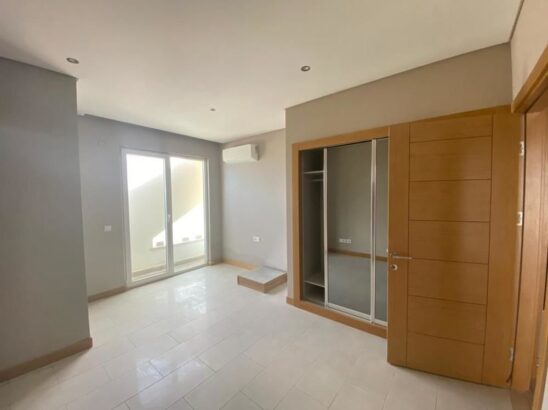 Apartamentos T3 Novos por Estrear a venda no Condomínio Deco Assus, Av. Marginal