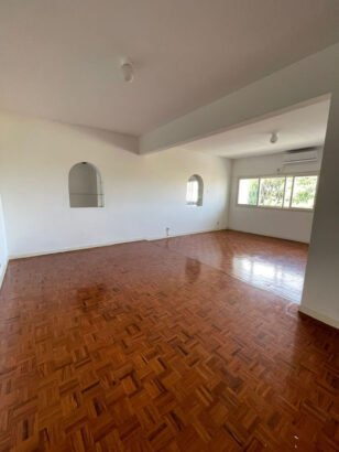 Vende-se Apartamento t3 Excelente fantástico na Sommerchield Remodelado