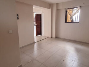 Vende se excelente apartamento T2 no Ponto Final