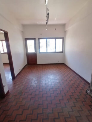 Vende se apartamento T3 no Alto Maé – Paraceta Belita