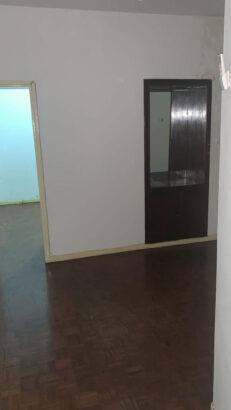 VENDE SE EXCELENTE APARTAMENTO TIPO 1 NO BAIRRO DA POLANA