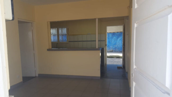 Arrenda-se Excelente Vivendinha T3 no Bairro da Sommershield 2 (Casas Brancas)