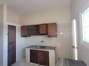 Vende-se flat T3 climatizada 1º andar – MALHANGALENE