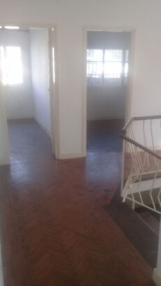 Arrendo Flat  Duplex tipo-4 R/C e 1andar 2wcs no bairro Central