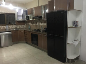 Vende-se Luxuoso Apartamento T3 2⁰Andar com Elevedor no Bairro da Polana