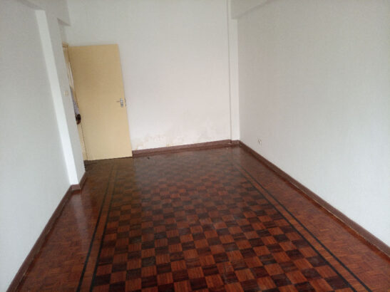 Vende-se apartamento T2 Rés-do-chão Na Malhangalene