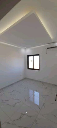 Vende-se Luxuoso Apartamento T3 no Condomínio Lua e Mar (Bairro da Dona Alice)