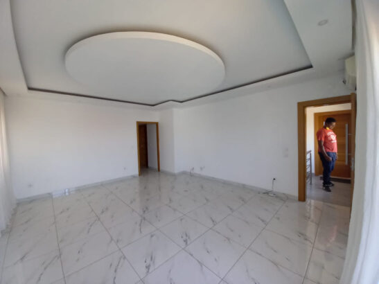 ARRENDA-SE luxuoso apartamento tipo3 no condominio lua e mar no bairro do triunfo novo proximo ao condominio open apartamento pronta a habitar marque já a sua visita