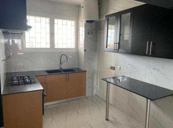 Vende-se apartamento tipo 3 na coop