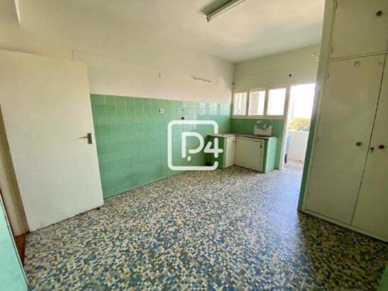 B. Central, Vende-se Flat T4, 3Wc’s, Parqueamento