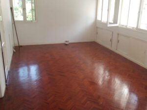 Arrenda-se apartamento T3  2•andar no bairro da Polana.