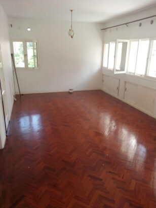 Arrenda-se apartamento T3  2•andar no bairro da Polana.