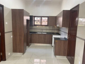 Vende-se Apartamento no R/c Bairro Central