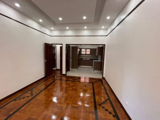 Vende-se Apartamento no R/c Bairro Central