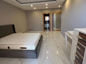 Vende-se Luxuoso Apartamento Tipo 3 na Marginal_Vista para o mar