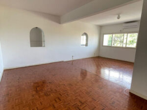 Vende-se E Arrenda-se Apartamento t3 Excelente remodelado no bairro da Sommerchield