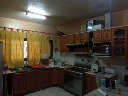 Vende Se Flat Tipo 2 No 1 Andar, Bairro Central