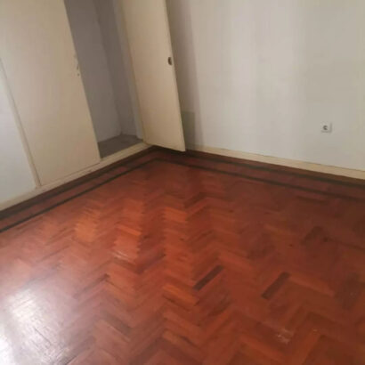 Vende Se Flat Tipo3 2°andar, No Bairro Central Av Amehd Sekou Touré