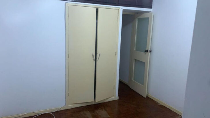 Polana, Vende-se Flat T1, 2⁰ andar, com parqueamento