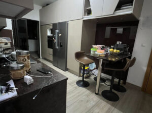 Vende-se Luxuoso Apartamento Tipo 3 na Polana_Proximo ao Ministério da Educação