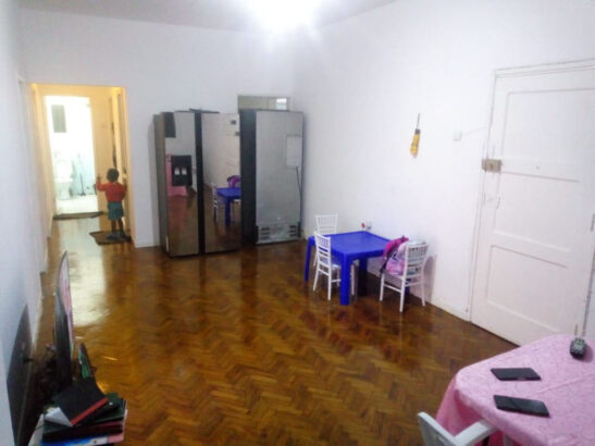 Vende-se Luxuoso Apartamento T3 no Bairro do Alto Maé (Próximo a Versalhes)