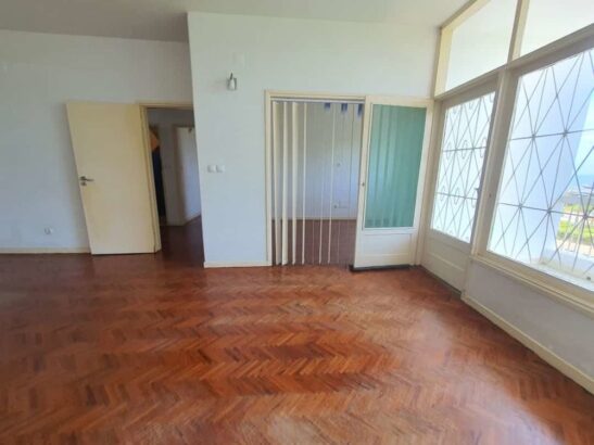 Apartamento T4 a venda na Av. Frederich Engels Miradouro